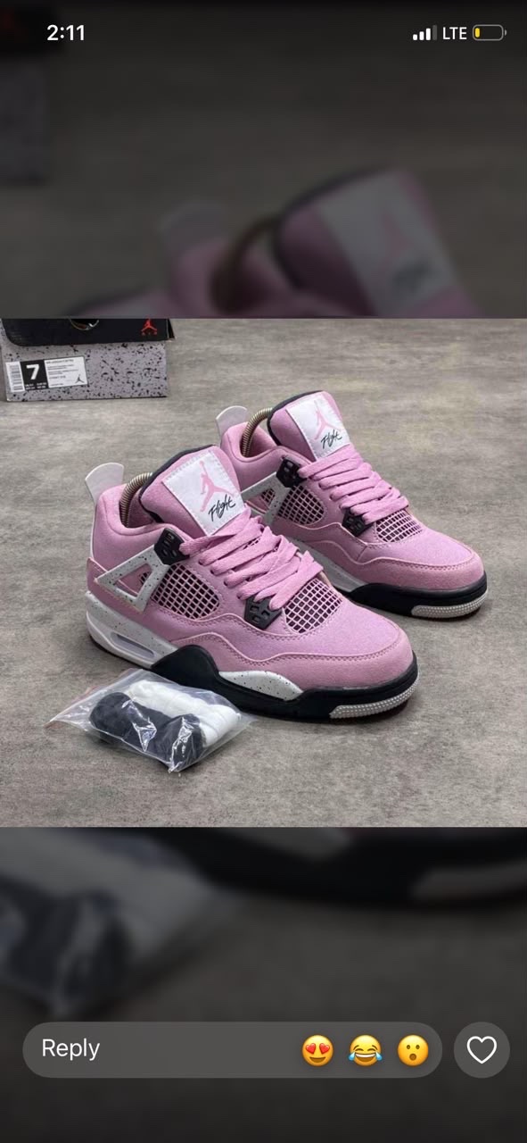 J4 pink