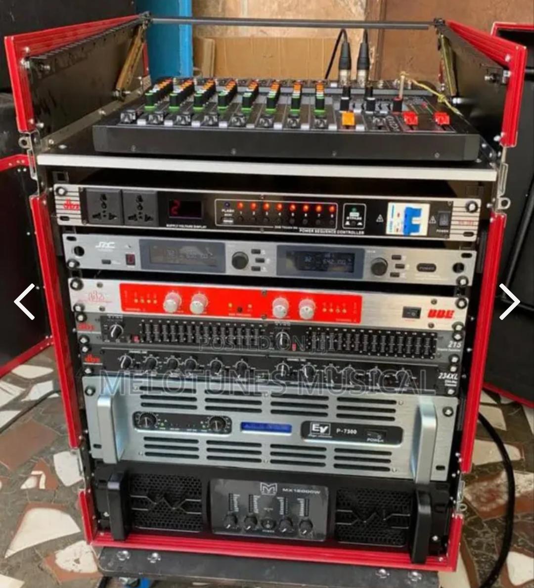 Full amplifier rack set for professional speaker set